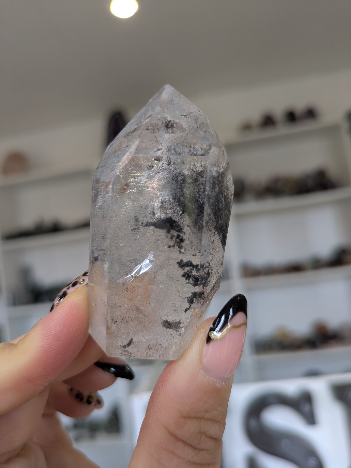 Garden quartz tower - black and white ✨