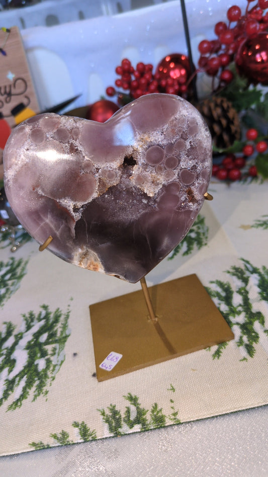Pink amethyst heart on stand ✨