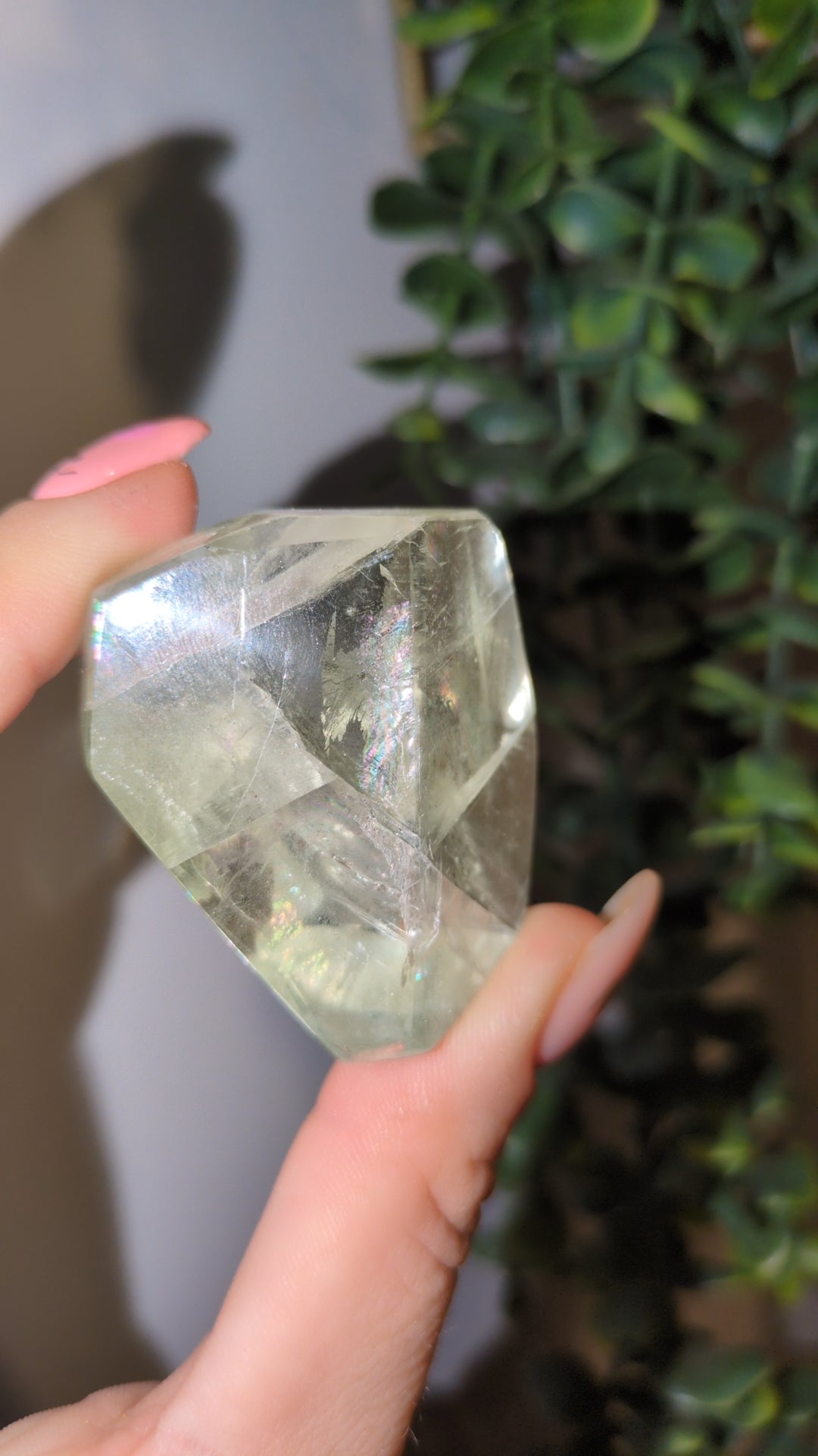 Apple green flourite Freeform ✨