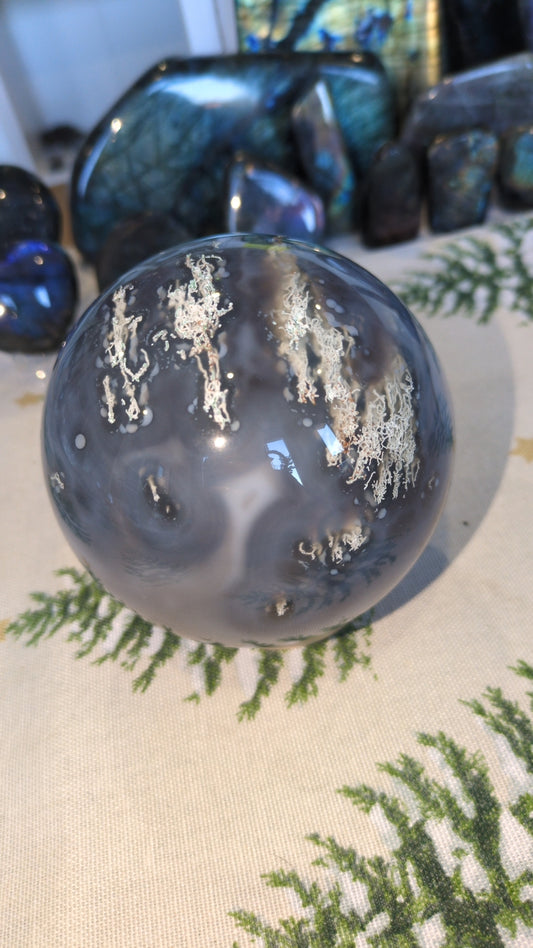 Blue agate and moss sphere ✨
