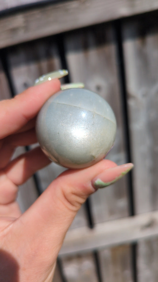 Green moonstone sphere ✨