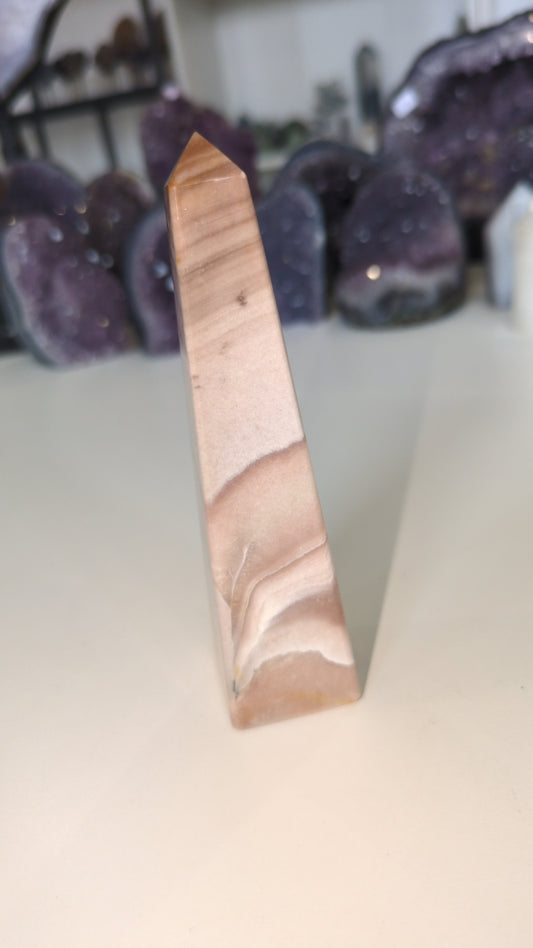 Pink amethyst tower J ✨