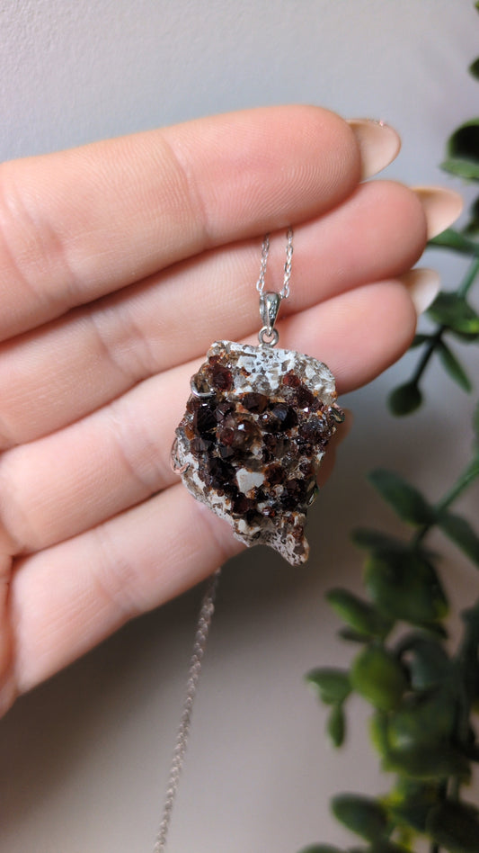 Garnet and smokey pendant ✨