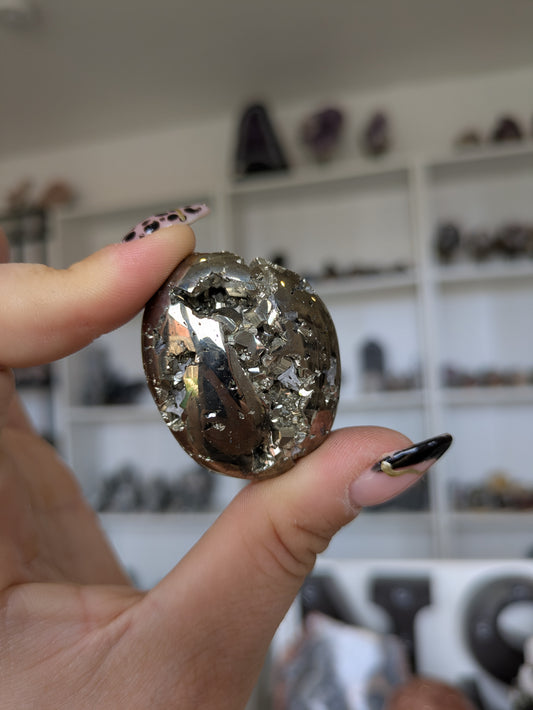 Pyrite palm ✨ B