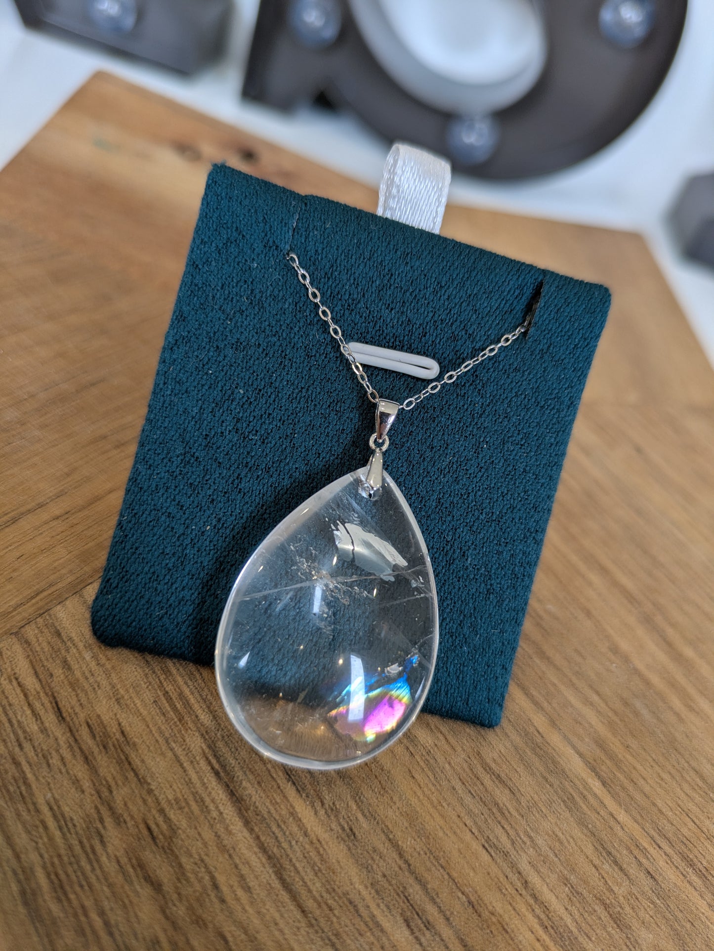 Clear quartz necklace ✨