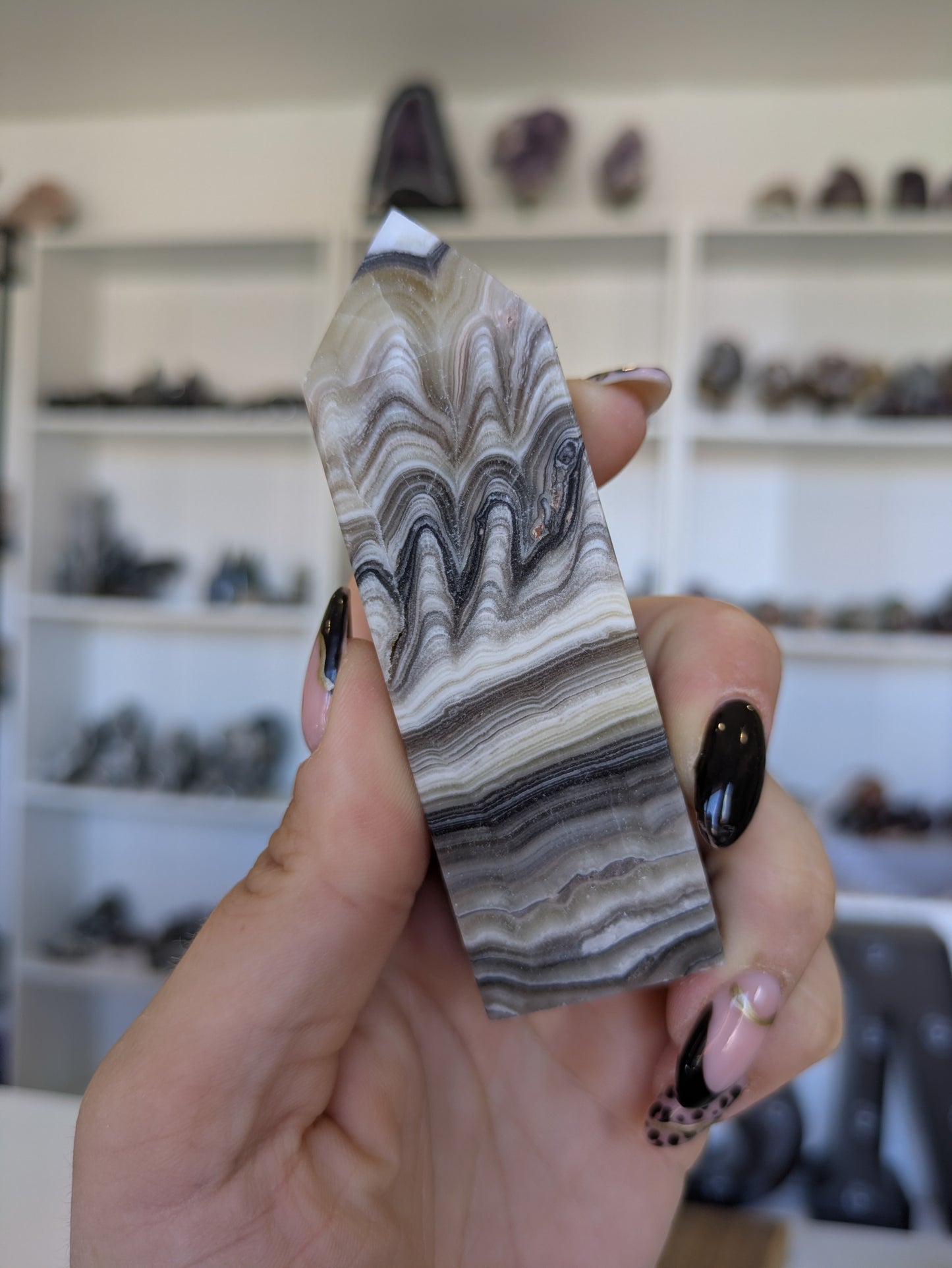 Banded calcite tower ✨