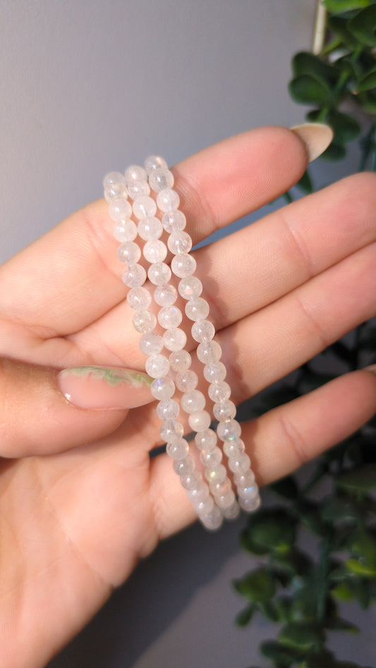 High quality white moonstone - Madagascar ✨