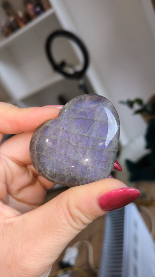 Pink& purple flash labradorite heart ✨