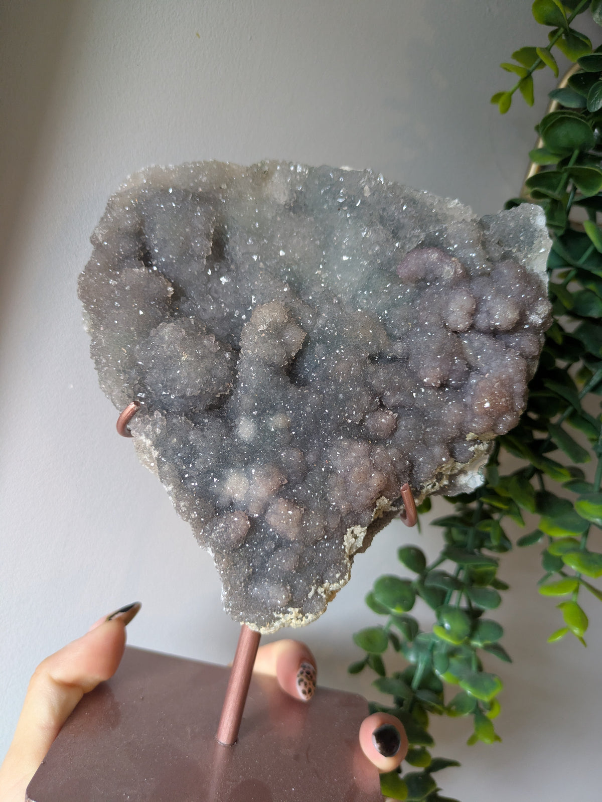 Zeolite on stand ✨ B