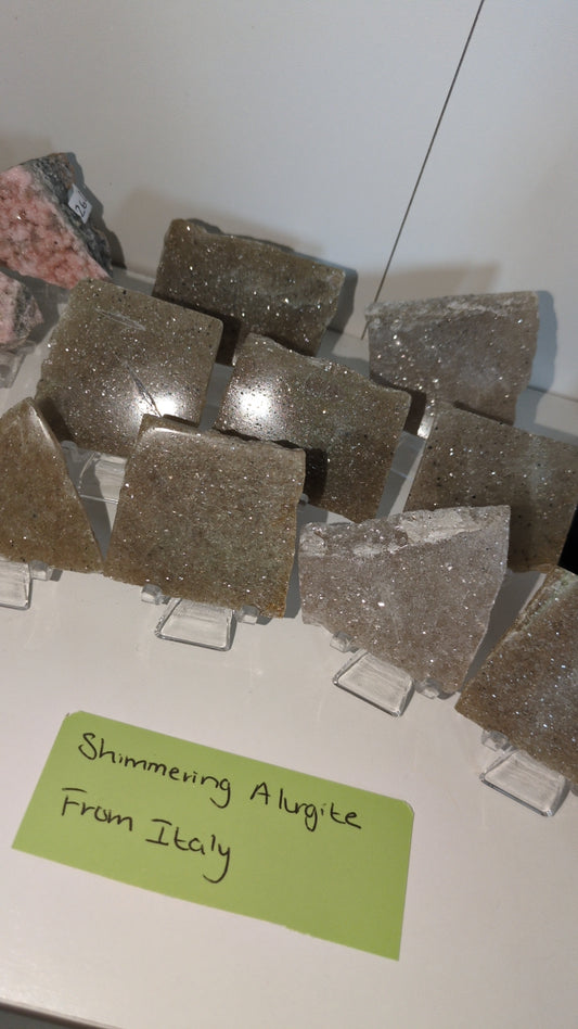 Shimmering Alurgite From Italy ✨