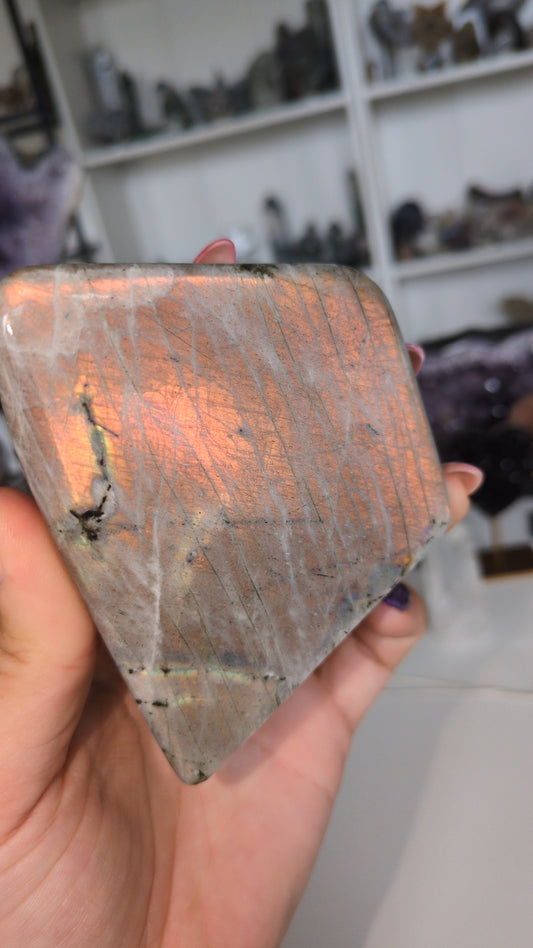 Labradorite sunset flash ✨