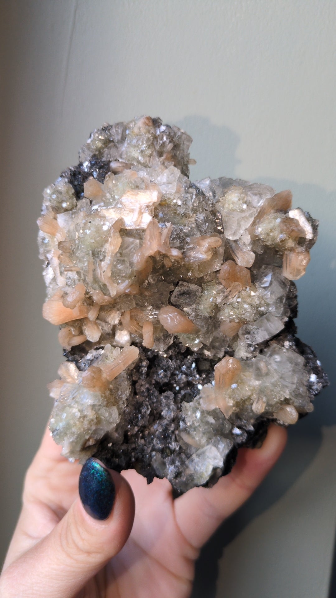 New Stilbite and calcite specimen ✨ C