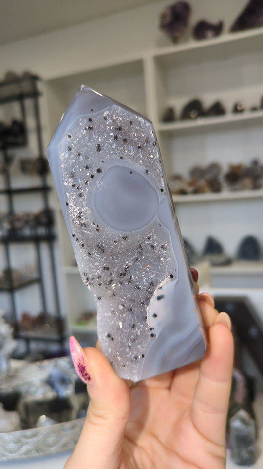 Druzy agate tower ✨