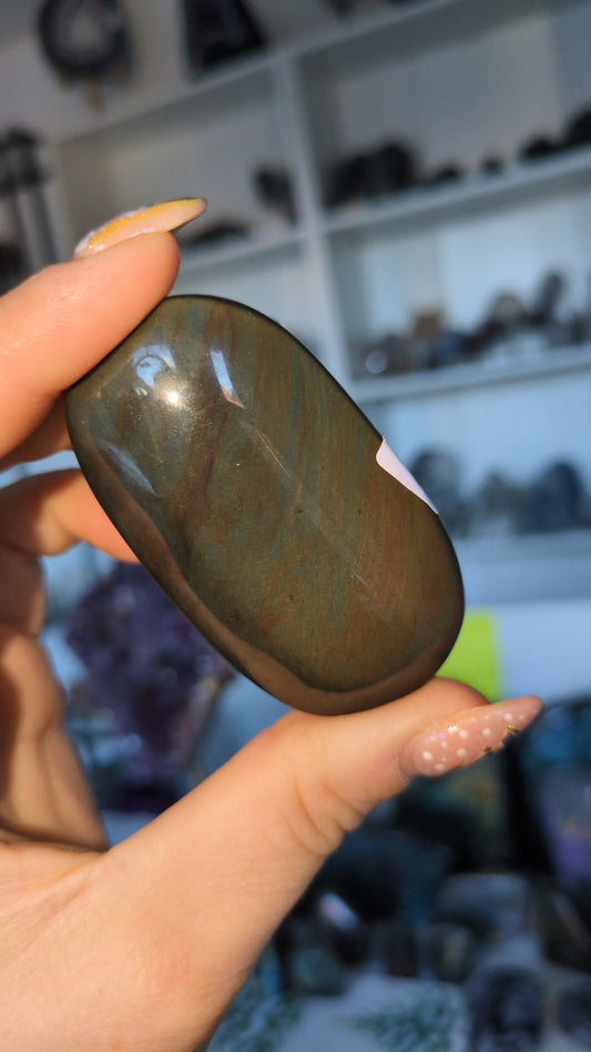 Rainbow obsidian palm ✨